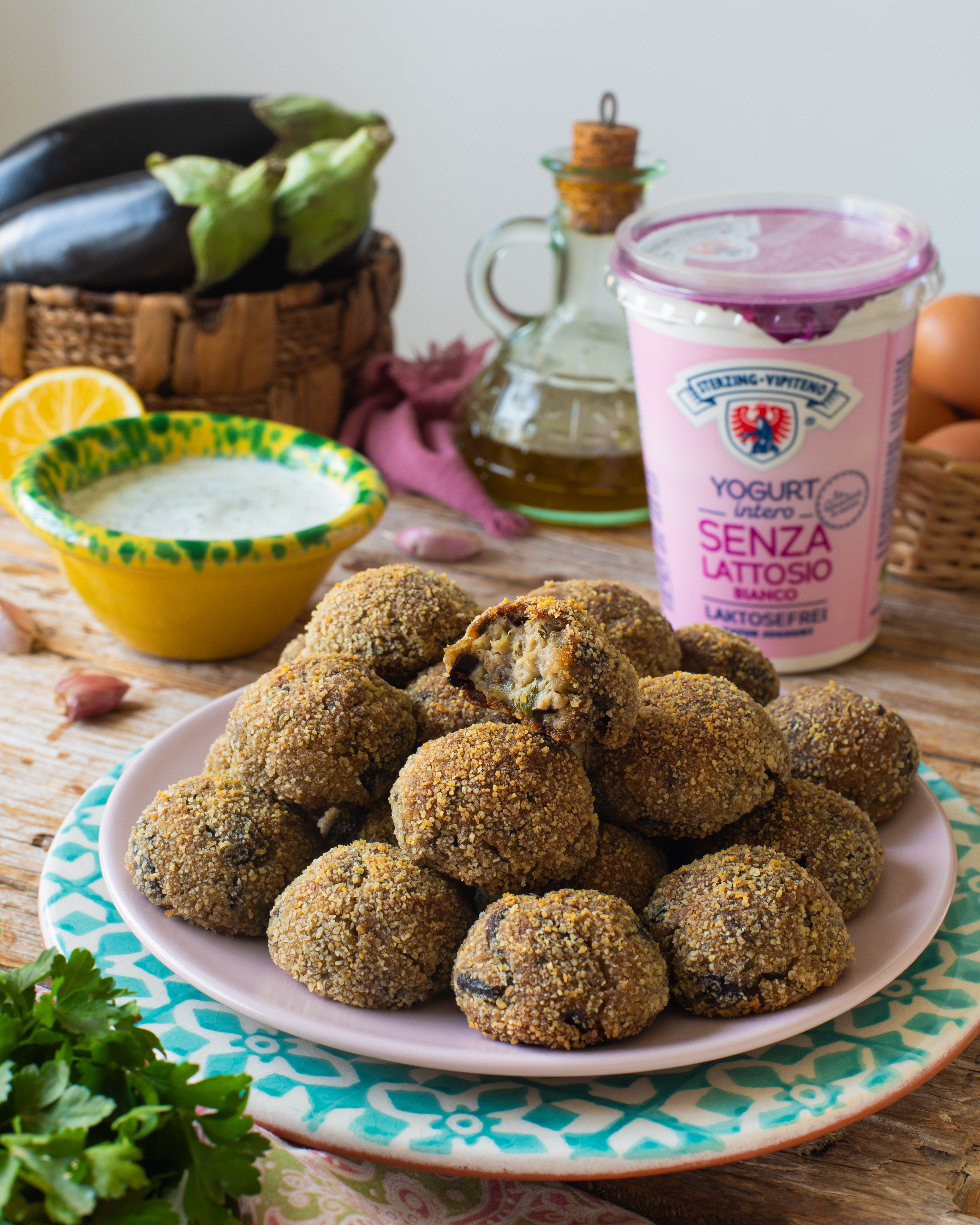 polpette di melanzane con salsa yogurt 1